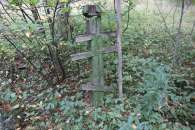 Крест на скитском кладбище