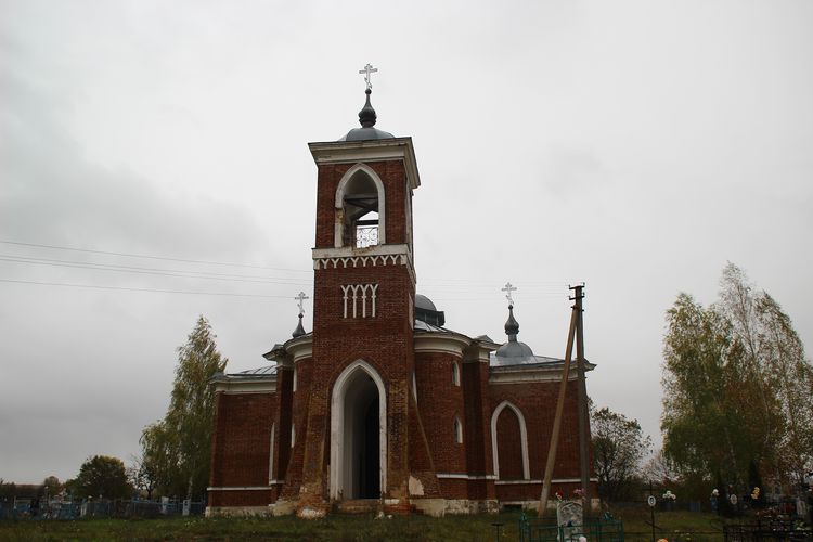 Знаменская церковь в Луговом