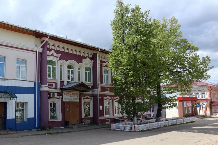 Дом купца Василия Оленичева в поселке Большое Мурашкино Дом купца Василия Оленичева в поселке Большое Мурашкино
