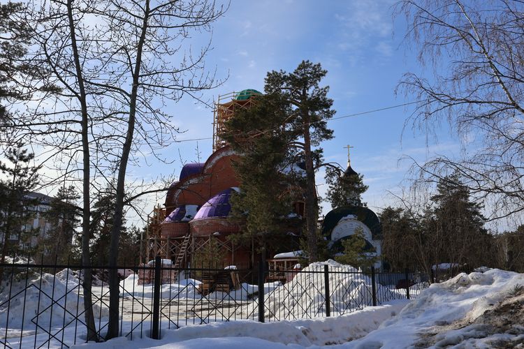 Храм в честь Покрова Пресвятой Богородицы в Дзержинске Храм в честь Покрова Пресвятой Богородицы в Дзержинске